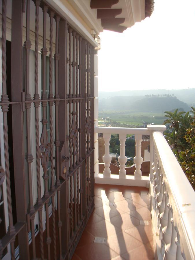 Villa Al Alba Торре-дель-Мар Экстерьер фото
